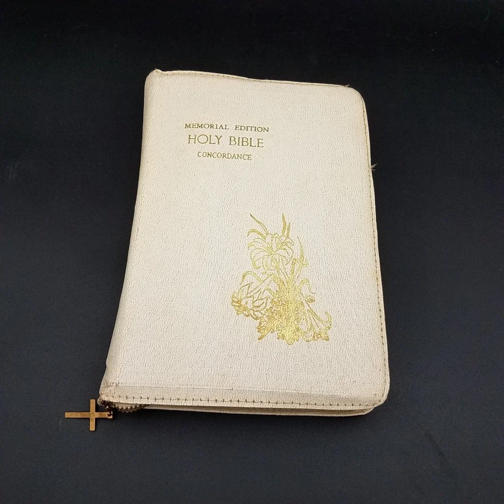 Holy Bible Memorial Edition Concordance 1958 Zipper Closure 1958 UPW Local‎ 555